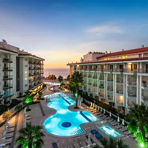 Ramada & By Wyndham 4*, Kuşadası Türkiye
